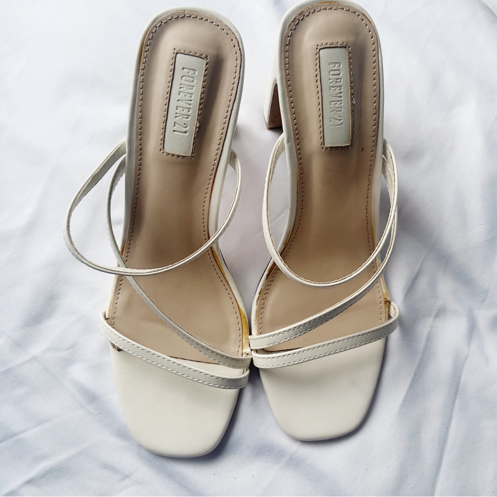 White Heel